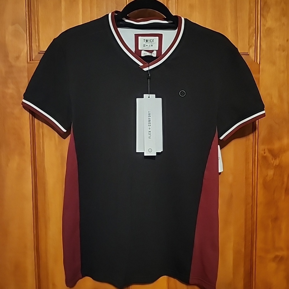 TWICE size S short sleeve 3/way stretch athletic top NWT burgundy/black